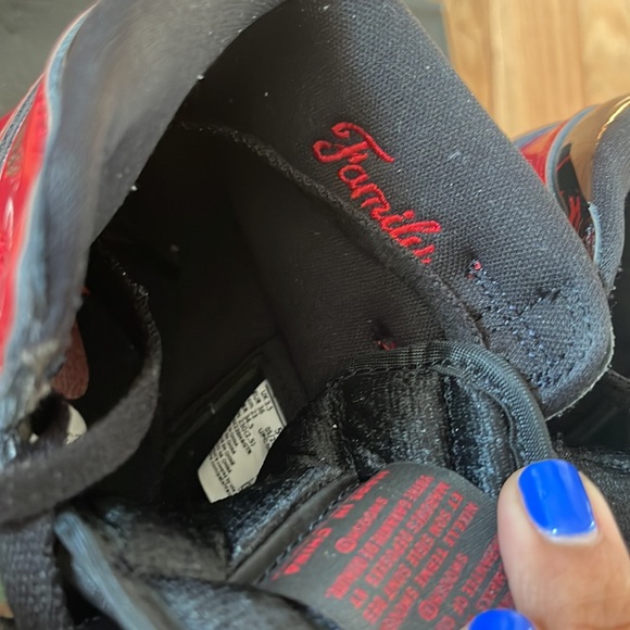 Jordan 1 Bred Retro - Picture 7 of 9